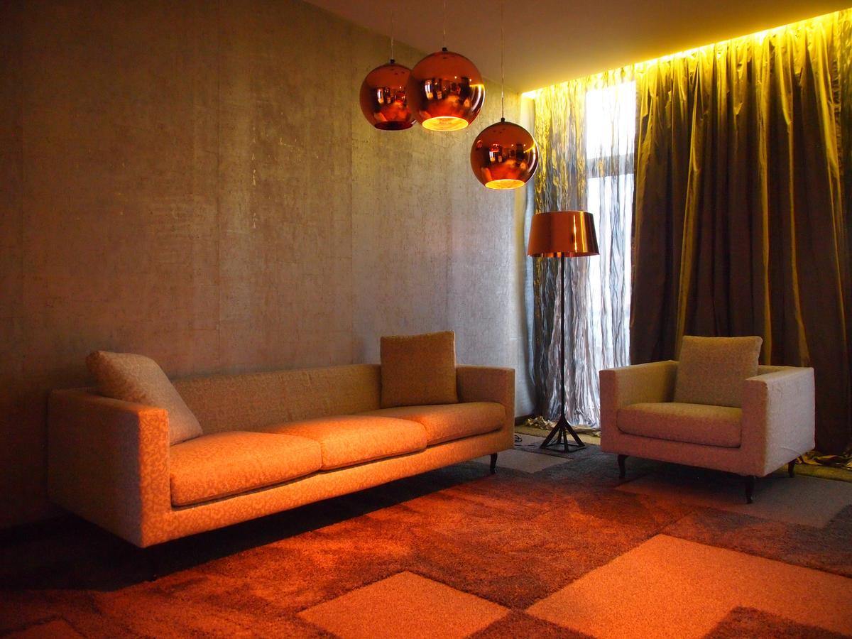 Theatre Hotel أولوموك المظهر الخارجي الصورة