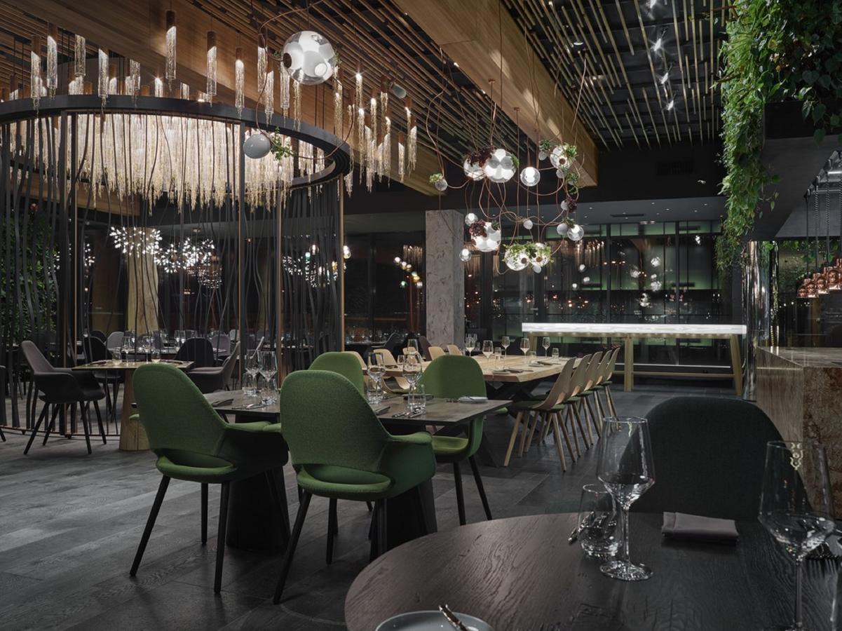 Theatre Hotel أولوموك المظهر الخارجي الصورة